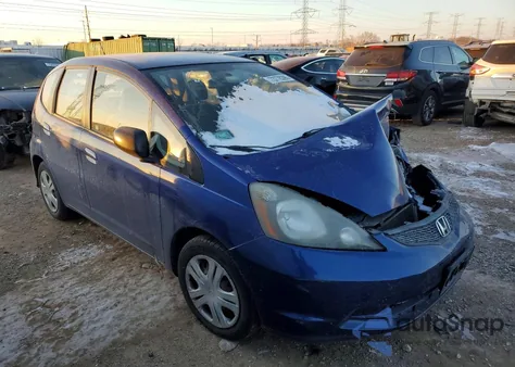 2010 Honda Fit z USA, uszkodzony, nr VIN JHMGE8G24AS013473